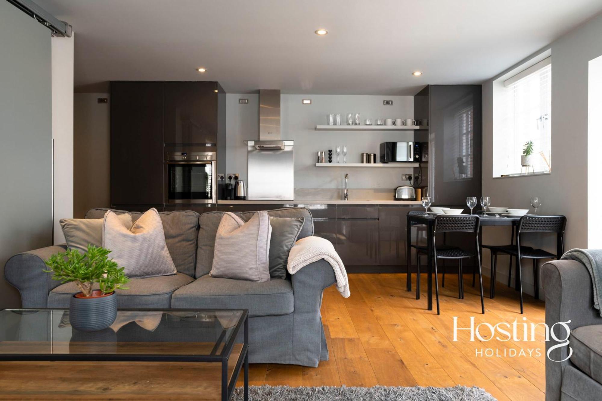 Modern Luxury Apartment In The Heart Of Henley Экстерьер фото